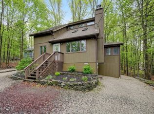 2659 Rockway Rd, Lake Ariel, PA 18436