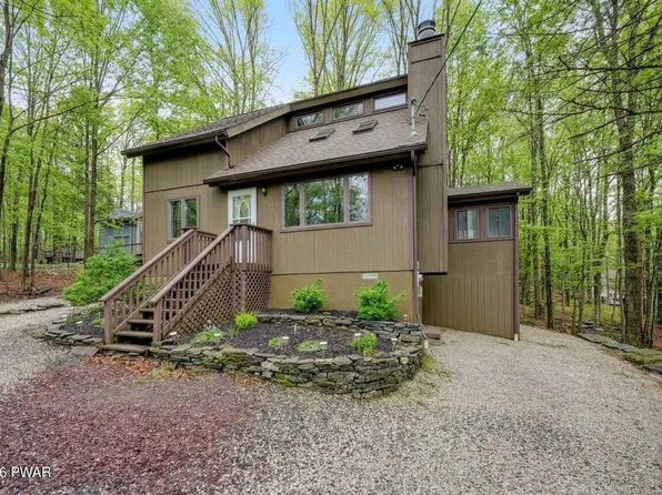 2659 Rockway Rd, Lake Ariel, PA 18436