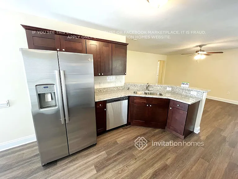 204 Christianna Ct NW — Photo 7