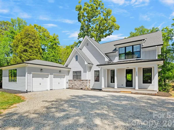 1420 Roundstone Rd, Sherrills Ford, NC 28673