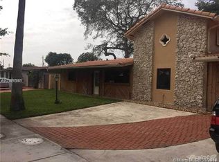 17220 NW 77th Ct, Hialeah, FL 33015
