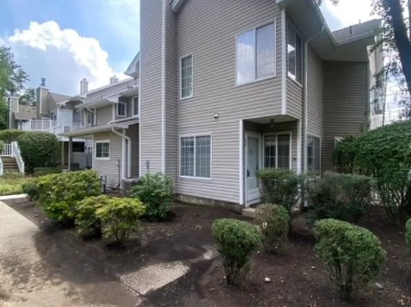 44 Morgan Ct, Bedminster, NJ 07921