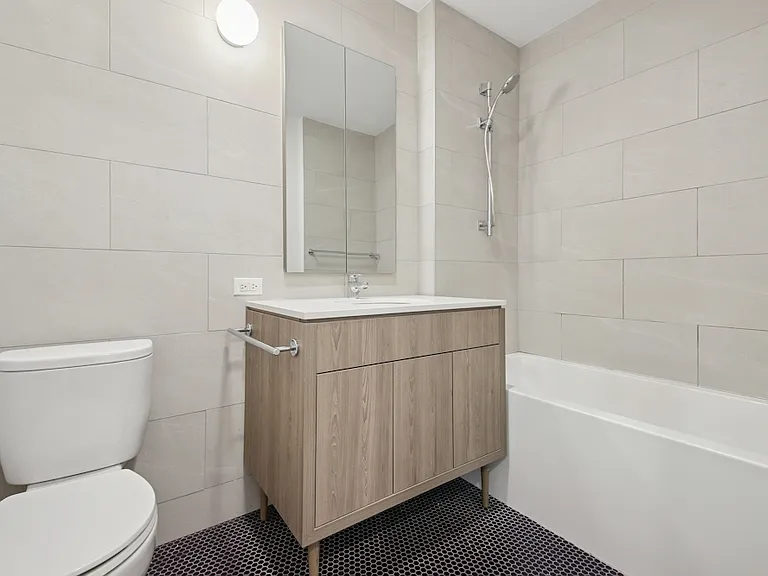 1277 E 14th St #702A — Photo 10