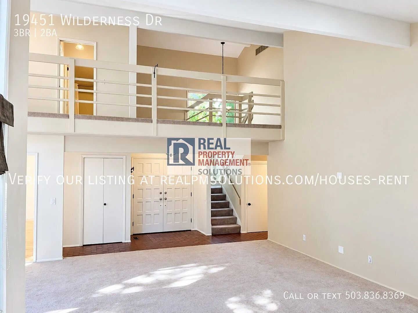 Distinctive 3-Bedroom West Linn Home with Vaulted Living Spaces & Garden Setting — Photo 4