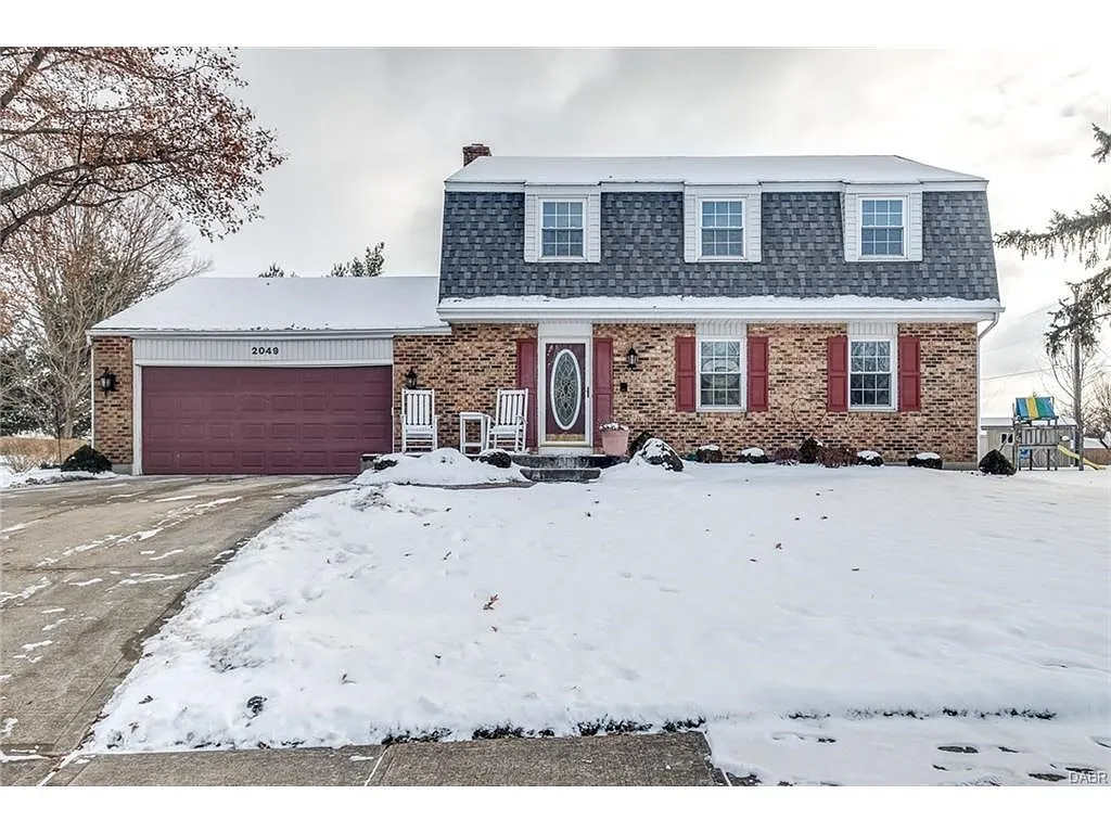 2049 Capestrano Dr photo 1