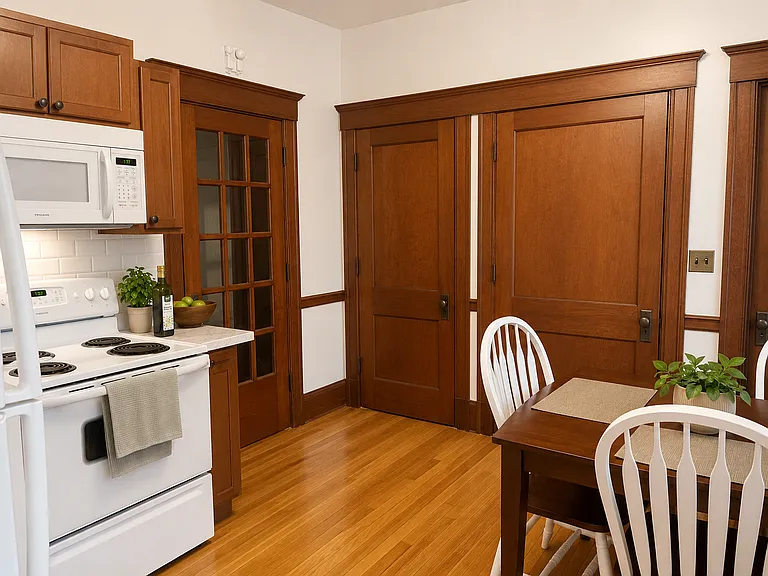 67 Thorndike St #1 — Photo 6