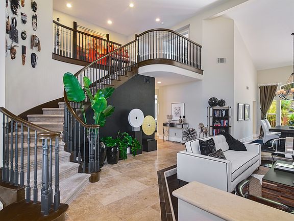 4th image of 6964 Blue Orchid Ln