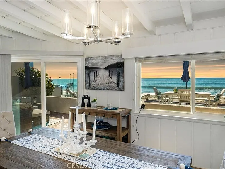 35325 Beach Rd — Photo 2