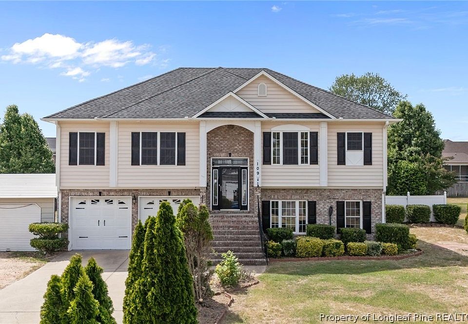 1st image of 109 Canyon Ct