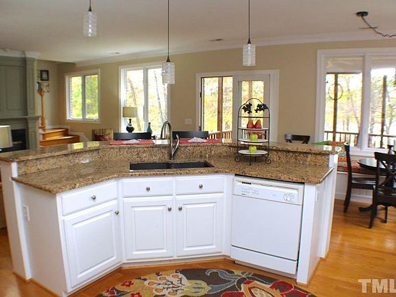 5th image of 1604 Allen Jarrett Dr
