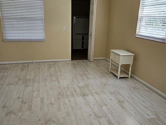 5th image of 101 SW 132 Way #218
