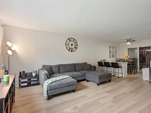 8414 Columbus Ave Unit 17, North Hills, CA 91343