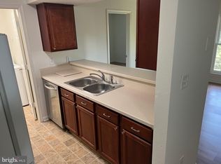 11238 Torrie Way APT J, Bealeton, VA 22712