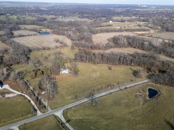 24400 NE 136th Ter, Excelsior Springs, MO 64024