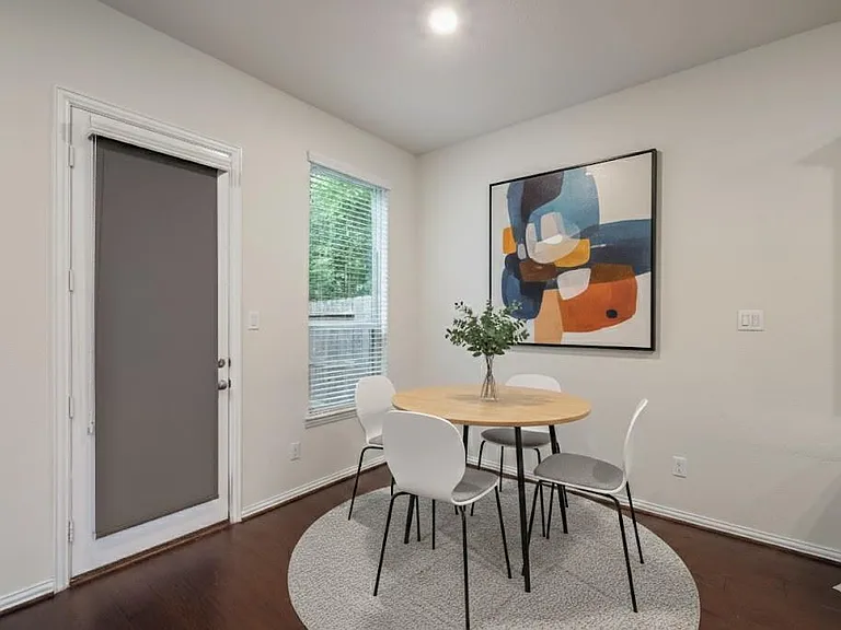 708 Ivory Manor Dr — Photo 5