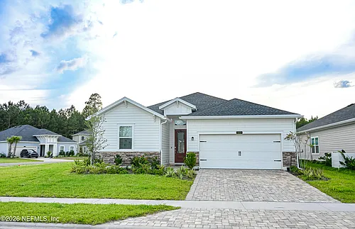 633 Superior Blvd Photo 1
