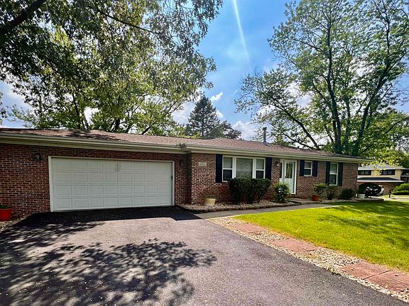 2nd image of 3927 N Saymore Ln