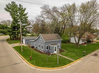 304 Mitchell St, Belleville, WI 53508