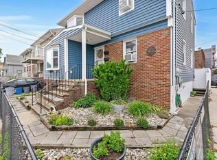 51 E 14th St, Bayonne, NJ 07002