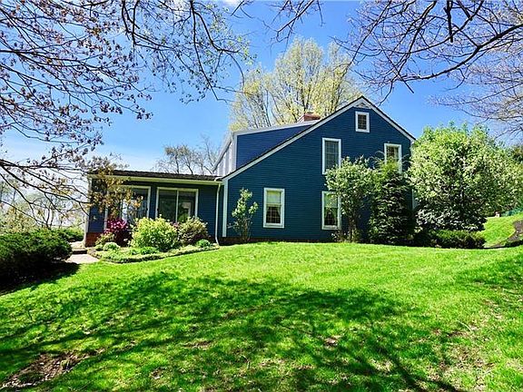 2nd image of 347 Elm Dr
