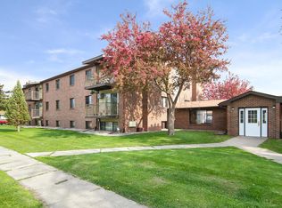 402 1st Ave NW APT O, Dilworth, MN