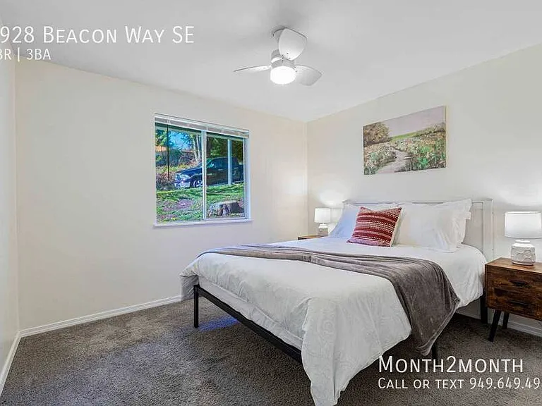 1928 Beacon Way SE — Photo 9