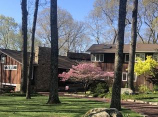 24 Twin Hills Dr, Boonton, NJ 07005