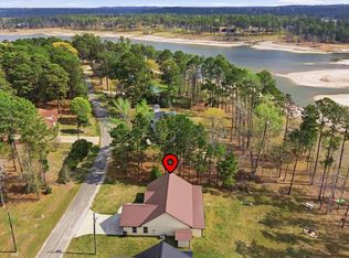 647 Shoreline Dr, Brookeland, TX 75931