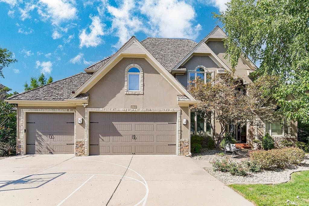 8112 Park View Dr, Parkville, MO 64152 MLS 2418092 Zillow