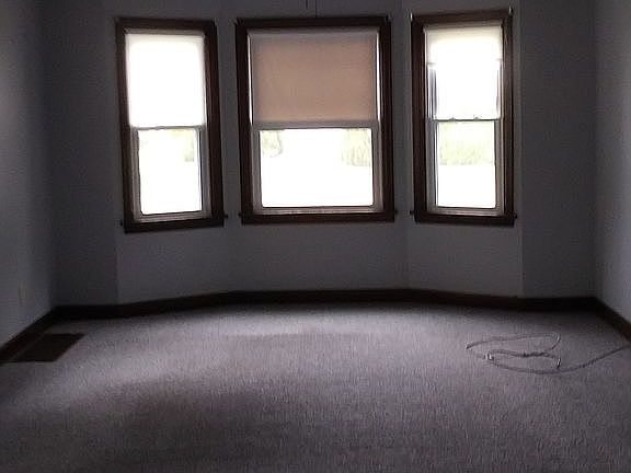 1 end of living room