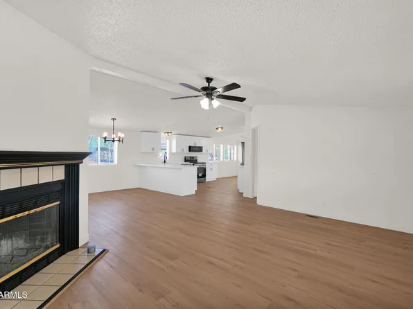 44015 N 12TH Street, New River, AZ 85087
