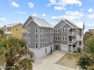 9813 Sandy Ct, Emerald Isle, NC 28594