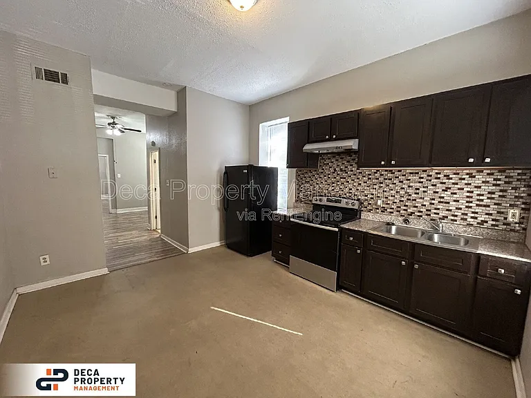 2700 Chippewa St #2E — Photo 3