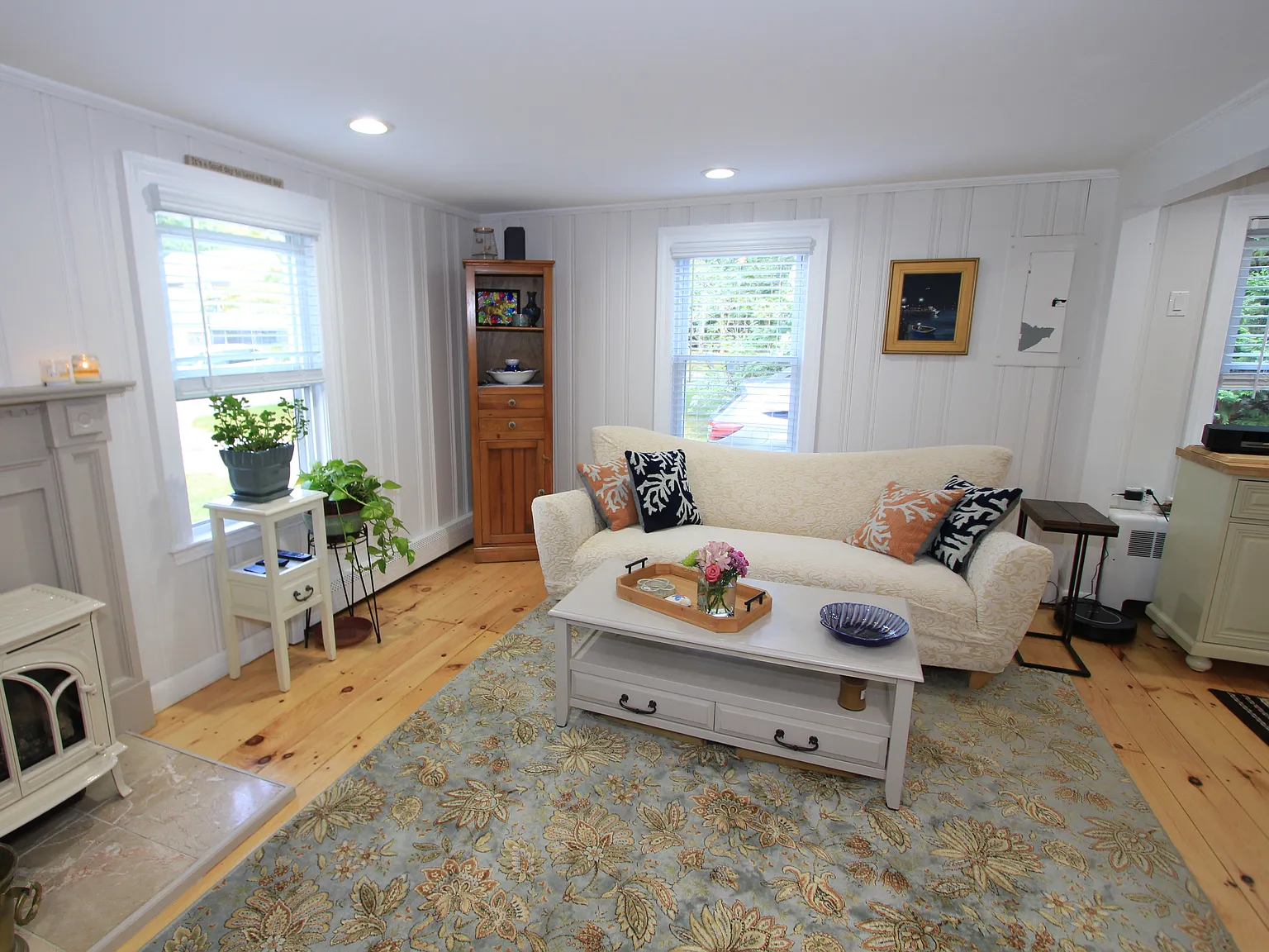 2 bed, 720 sqft, $1,975 — Photo 4