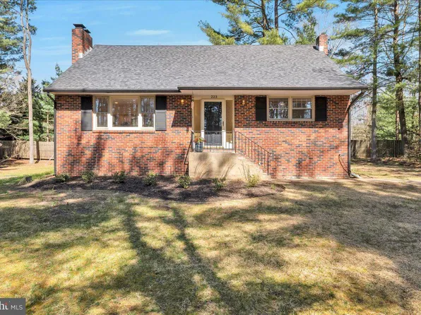 223 Kresson Gibbsboro Rd, Voorhees, NJ 08043