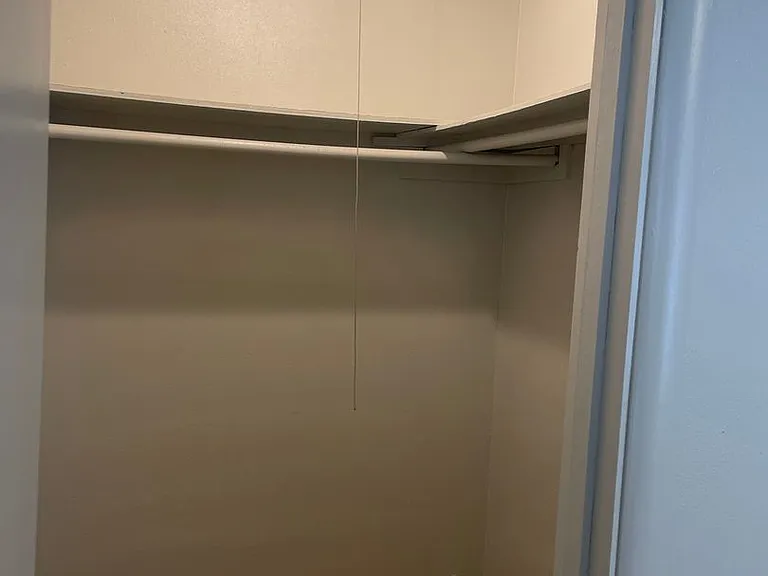 725 Elmwood Dr — Photo 13