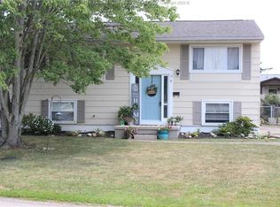 116 Vaturia Dr, Hurricane, WV 25526