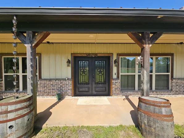 437 County Road 3190, Winnsboro, TX 75494