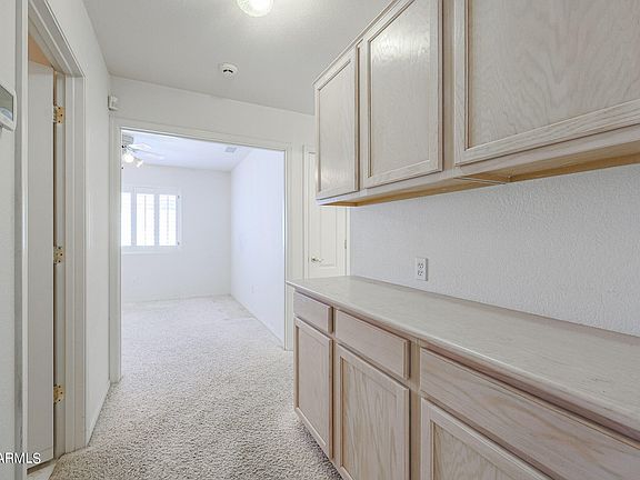 5th image of 541 S SILVERBRUSH Drive