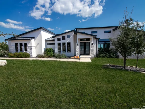 1273 County Road 2801 E, Mico, TX 78056