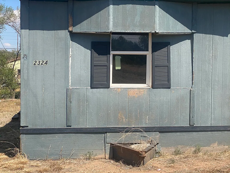 2324 NW 12th Ave