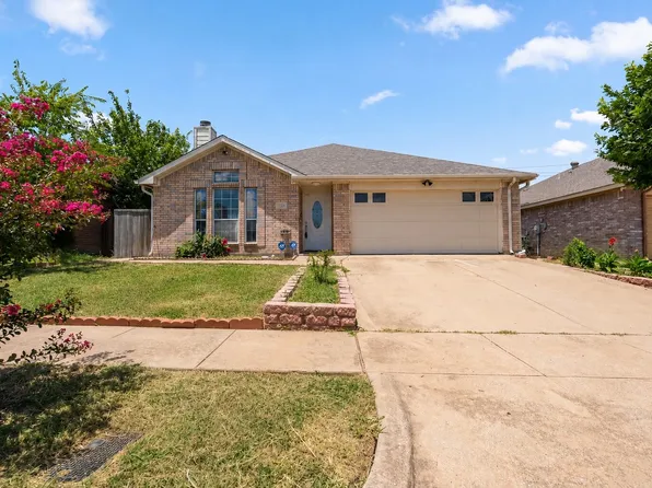 3129 Bahar Dr, Arlington, TX 76010