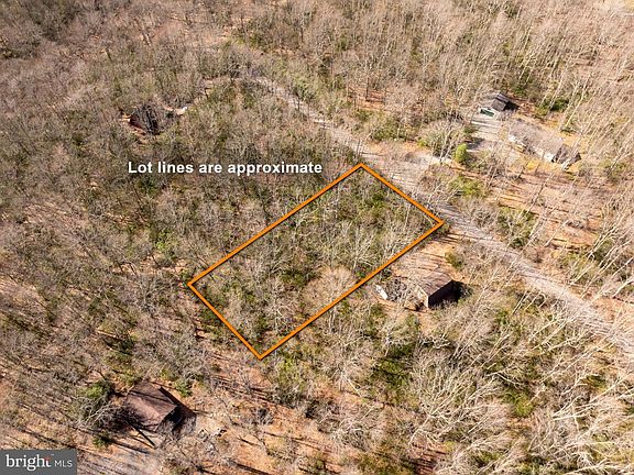 2nd image of 27 Gobbler Run Rd