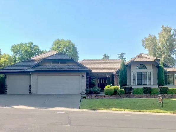 14685 Guadalupe Dr, Rancho Murieta, CA 95683
