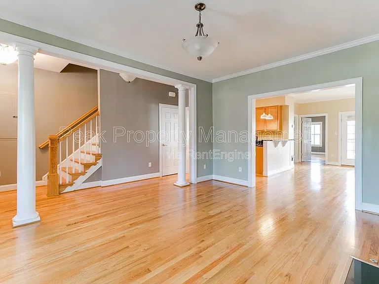 710 N 1st St — Photo 1