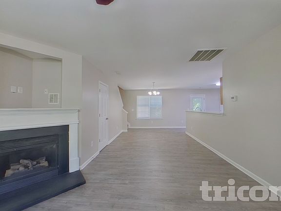 3rd image of 15714 Southern Garden Ln