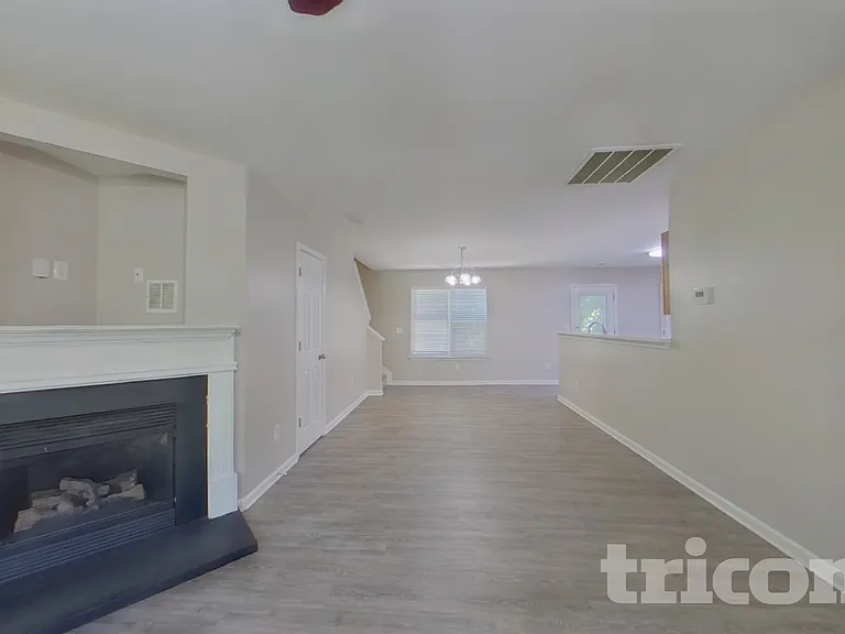 15714 Southern Garden Ln — Photo 3