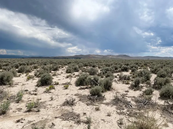 667 Escalante Valley, Beryl, UT 84714