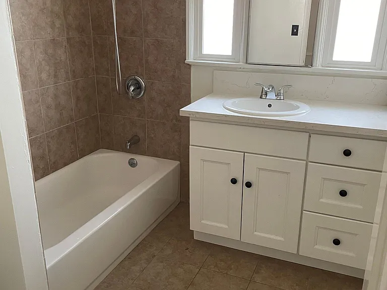 367 Pasadena Ave — Photo 6