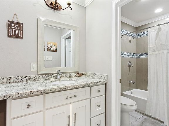 4th image of 7001 Beauvoir Ct